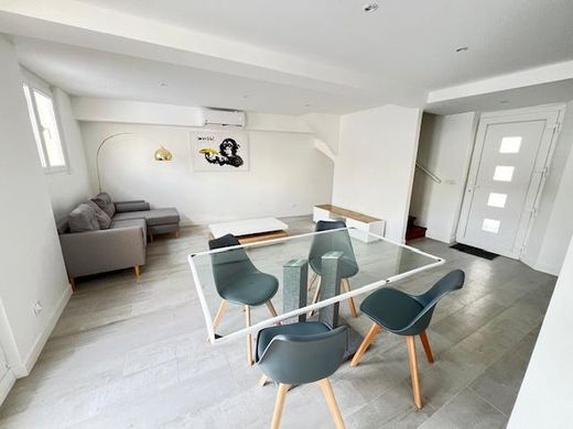 Luxe woning in Champigny-sur-Marne, Val-de-Marne