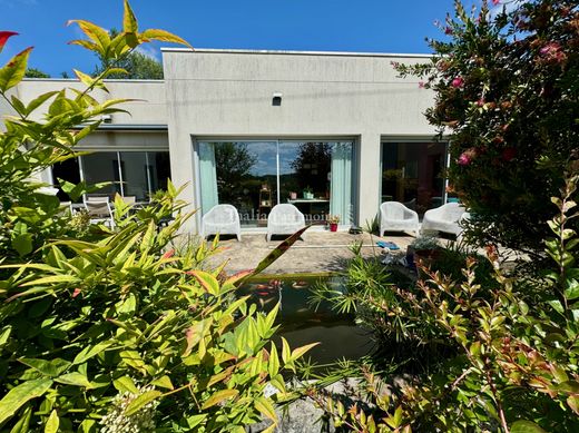 Casa di lusso a Saint-Aubin-de-Branne, Gironda