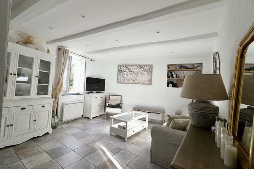 Luxury home in La Turbie, Alpes-Maritimes