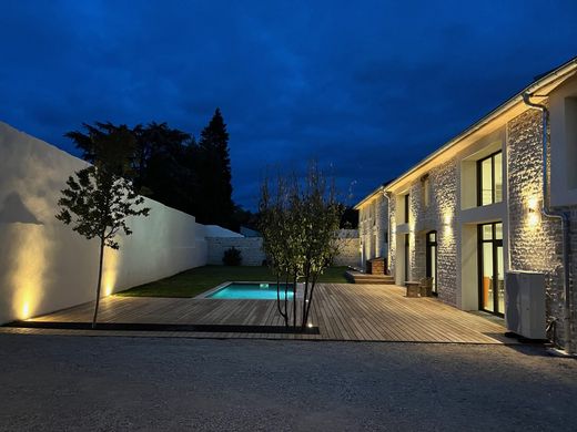 Beaune, Cote d'Orの高級住宅