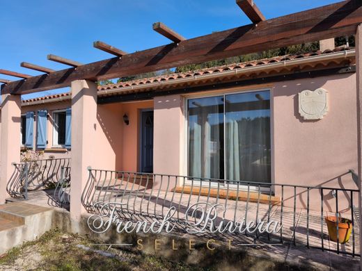 Luxury home in Levens, Alpes-Maritimes