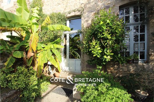Luxe woning in Lanleff, Côtes-d'Armor