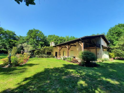 Элитный дом, Blasimon, Gironde