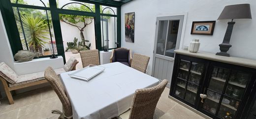 호화 저택 / Ars-en-Ré, Charente-Maritime