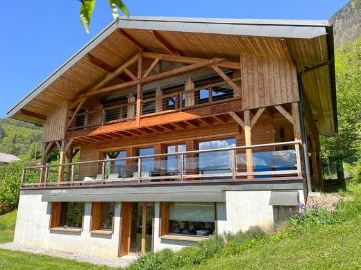 Luxus-Haus in Mieussy, Haute-Savoie