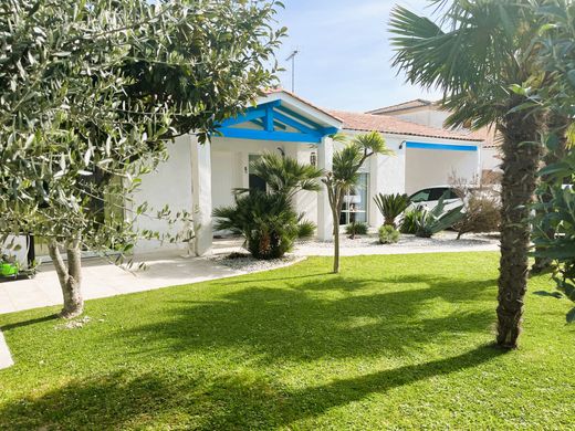 Villa in Meschers-sur-Gironde, Charente-Maritime