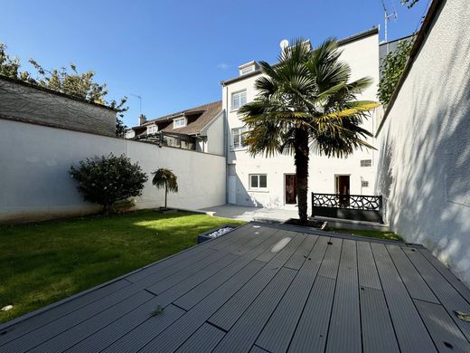 Maison de luxe à Reims, Marne