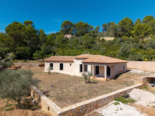 Вилла, Cuers, Var