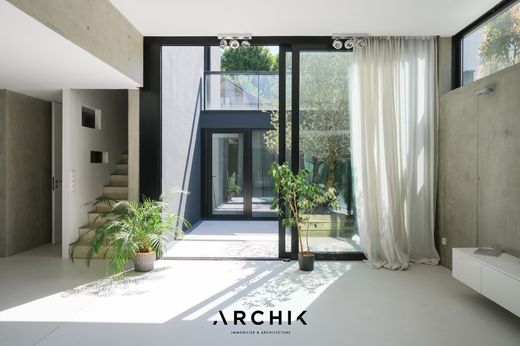 Luxury home in Saulx-les-Chartreux, Essonne