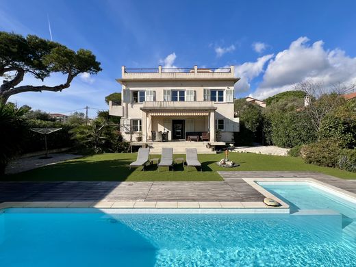 Villa in Juan-les-Pins, Alpes-Maritimes