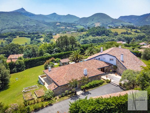 Villa in Urrugne, Pyrénées-Atlantiques