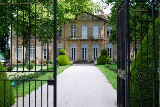 Castle in Mane, Alpes-de-Haute-Provence