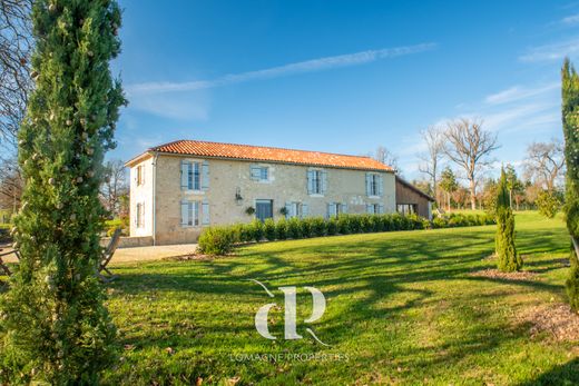 Luxury home in Condom, Gers