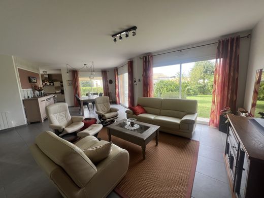 Casa di lusso a Les Sables-d'Olonne, Vandea