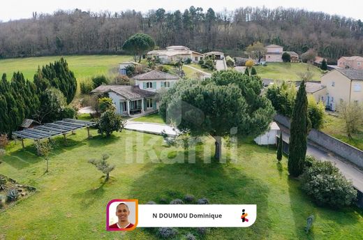 Luxury home in Saint-Donat-sur-l'Herbasse, Drôme