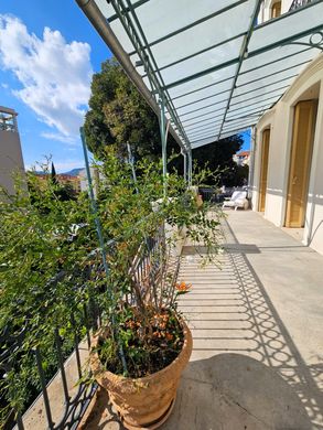 Apartment in Hyères, Var