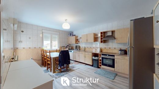 Maison de luxe à Fameck, Moselle