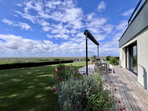 Maison de luxe à Floirac, Charente-Maritime
