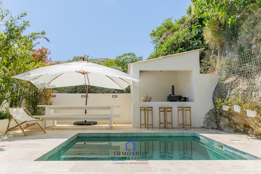 Maison de luxe à Marseille, Bouches-du-Rhône