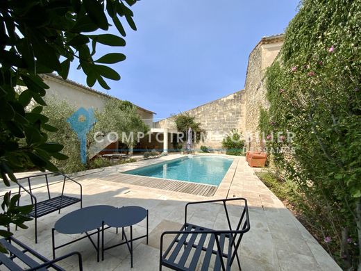 Luxury home in Redessan, Gard