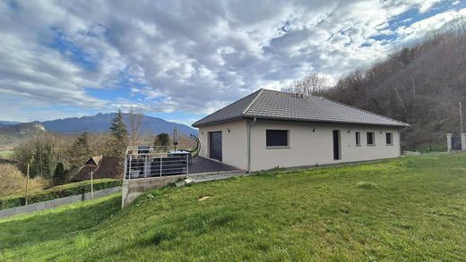 Villa à Yenne, Savoie