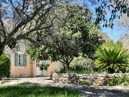 Luxury home in Nîmes, Gard