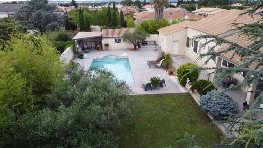 Luxury home in Caissargues, Gard