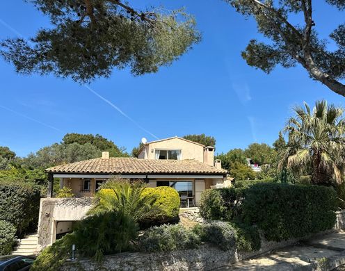 Luxe woning in Carry-le-Rouet, Bouches-du-Rhône