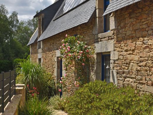 Luxury home in Kervignac, Morbihan