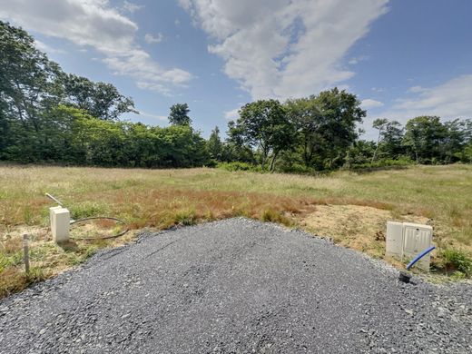 Land in Montfort-en-Chalosse, Landes