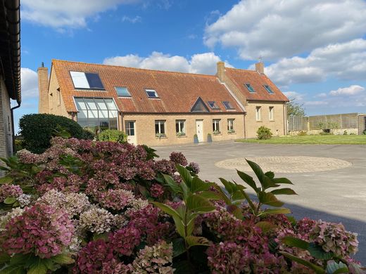 Luxury home in Steene, North