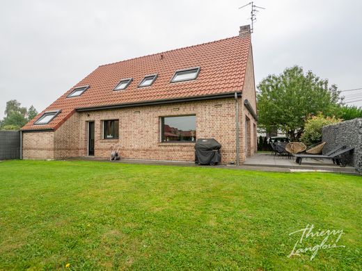 Luxury home in Baisieux, North