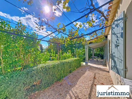 호화 저택 / Camaret-sur-Aigues, Vaucluse