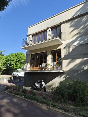 Duplex w Saint-Nom-la-Bretêche, Yvelines