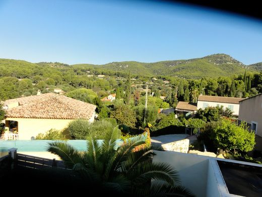 Villa in Sanary-sur-Mer, Var