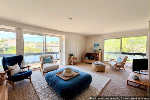 Luxus-Haus in Six-Fours-les-Plages, Var