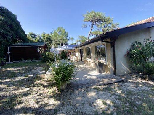 Casa di lusso a Cap Ferret, Gironda
