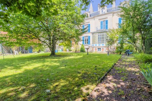 Maison de luxe à Verdun, Meuse