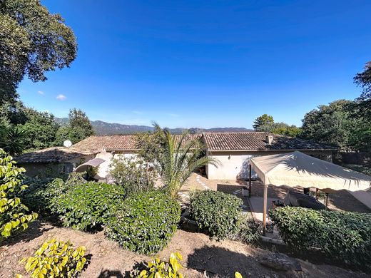 Luxe woning in Porto-Vecchio, South Corsica