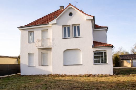Luxus-Haus in Peltre, Moselle