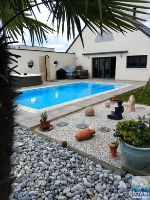 Luxury home in Ranville, Calvados