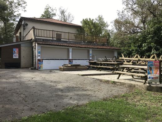 Πολυτελή κατοικία σε Auch, Gers