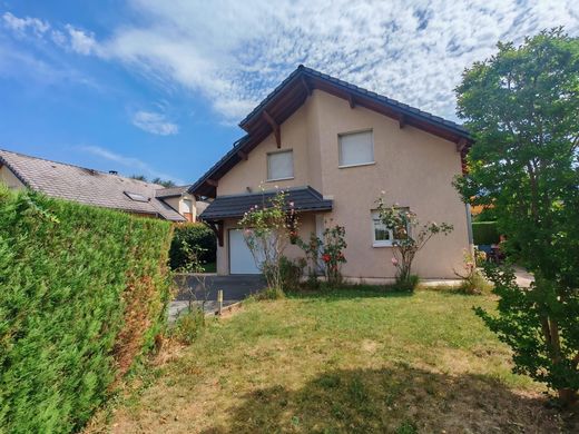 Luxury home in La Ravoire, Savoy