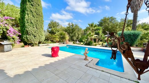 빌라 / Montesquiu d'Albera, Pyrénées-Orientales