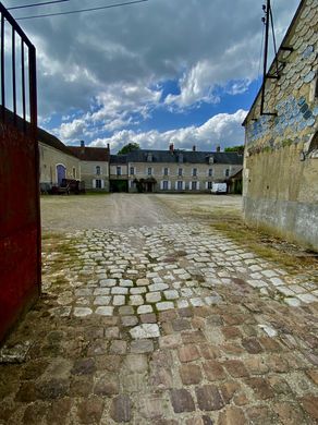 Rural or Farmhouse in Nogent-le-Rotrou, Eure-et-Loir