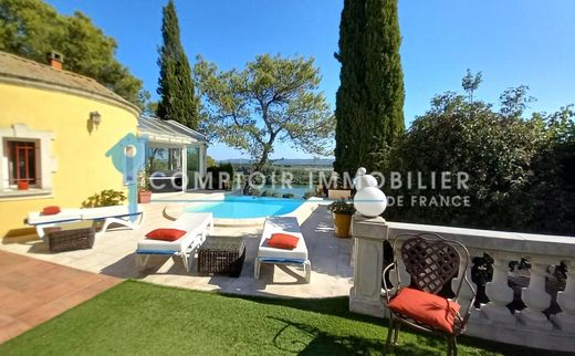 Luxury home in Beaucaire, Gard