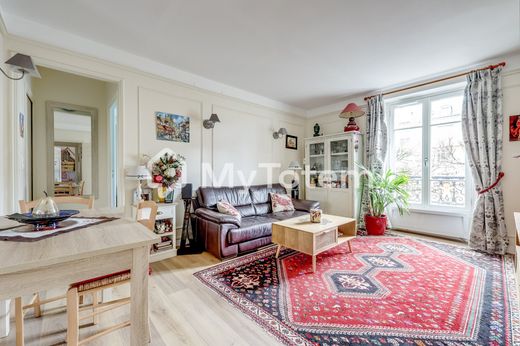 Apartment / Etagenwohnung in Versailles, Yvelines