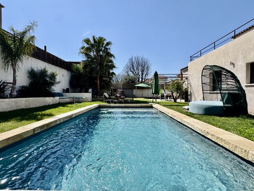 Casa di lusso a Allauch, Bocche del Rodano