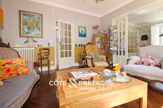 Luxury home in Combourg, Ille-et-Vilaine