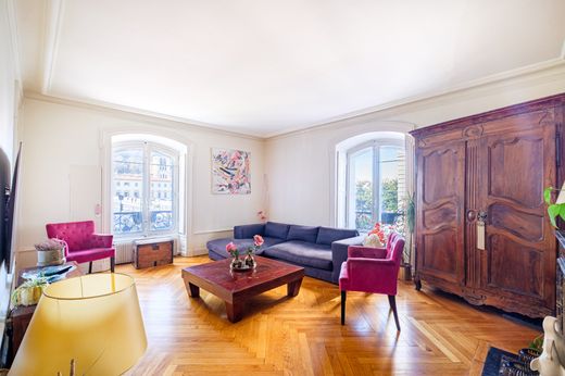 Apartment in Lyon, Rhône